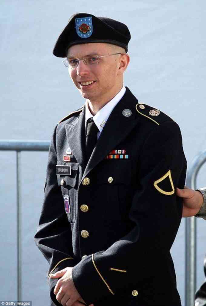 Chelsea Manning Pic