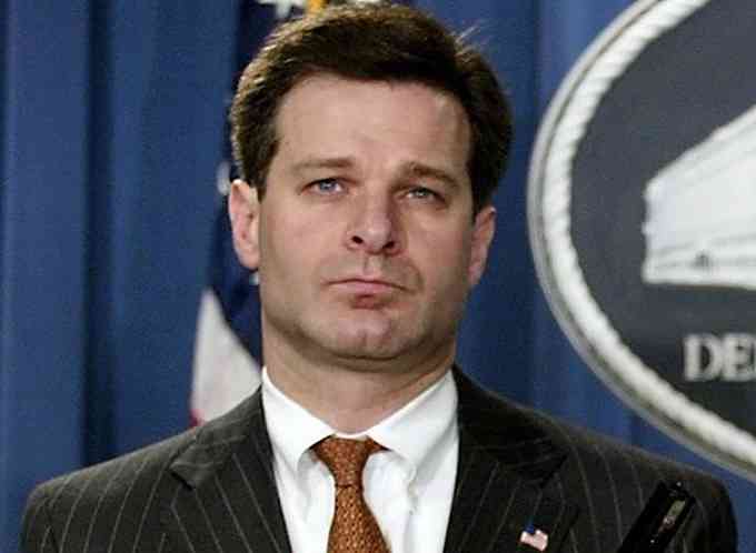 Christopher Wray Pic