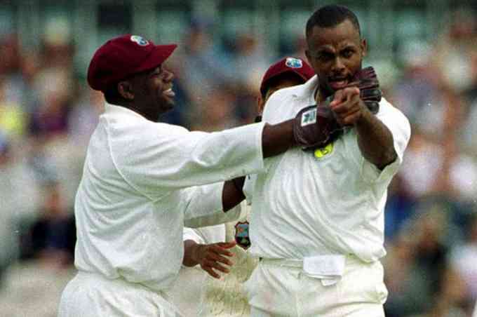 Courtney Walsh  Pic