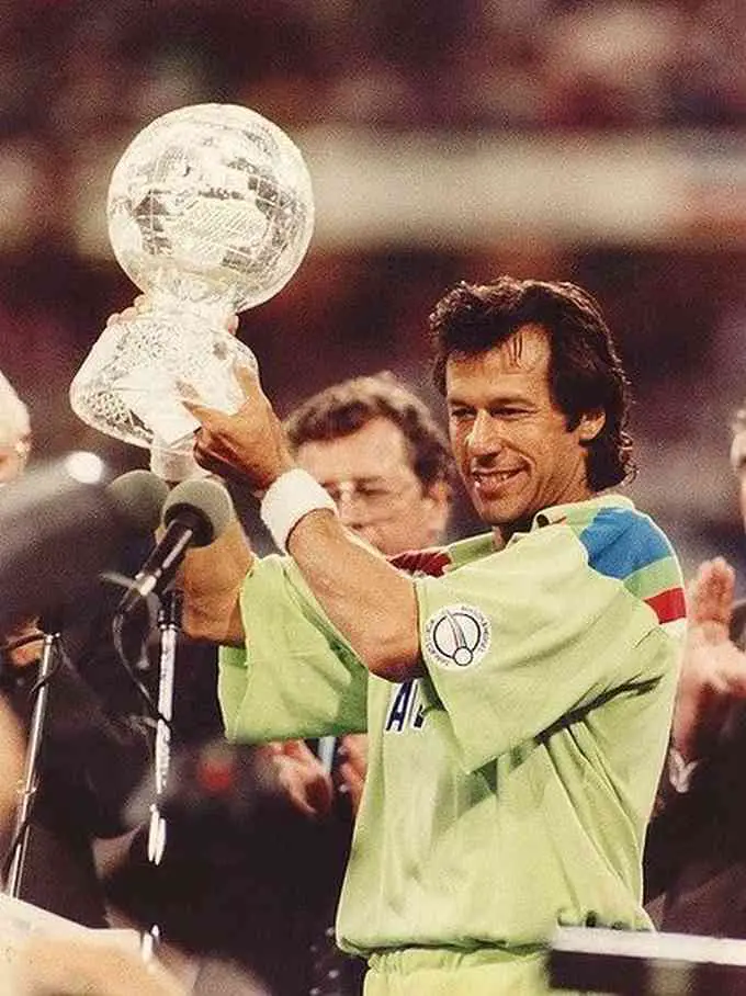 Imran Khan (Cricketer) Pic