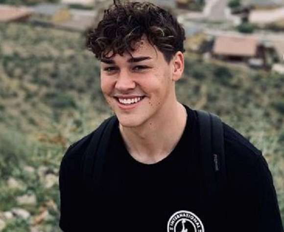 Noah Beck Age, Height, Wiki, Net Worth and More 2024| The Personage