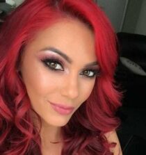 Dianne Buswell. Image