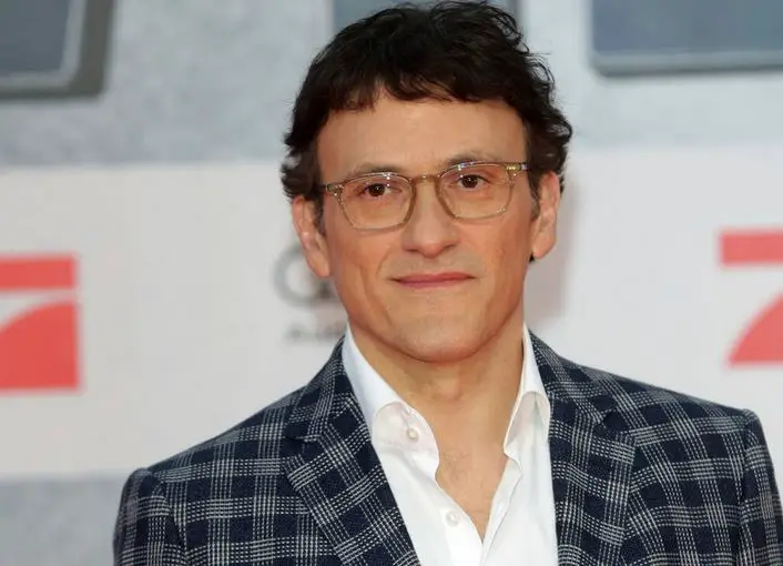 Anthony Russo height