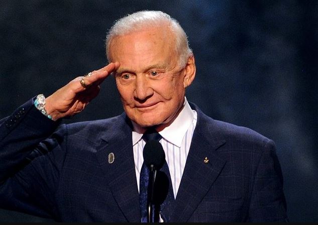 Buzz Aldrin weight