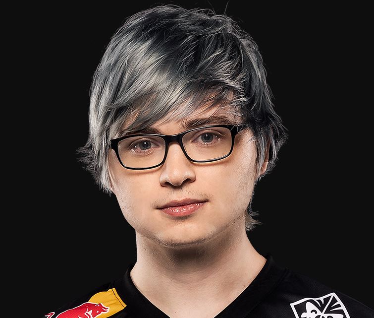 C9 Sneaky Age height weight