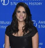 Cecily Strong height