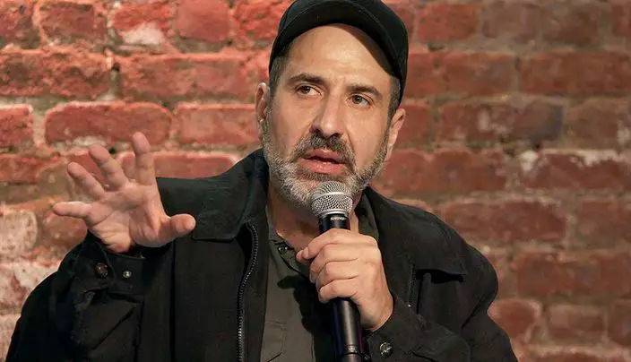 Dave Attell height