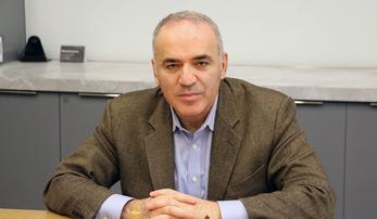 Garry Kasparov Net Worth, Present Wife, Kids