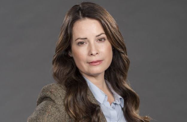 Holly Marie Combs net worth
