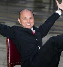 Jimmy Choo Net Worth, Wiki: A fashion designer, his earnings, career,  awards, wife, family