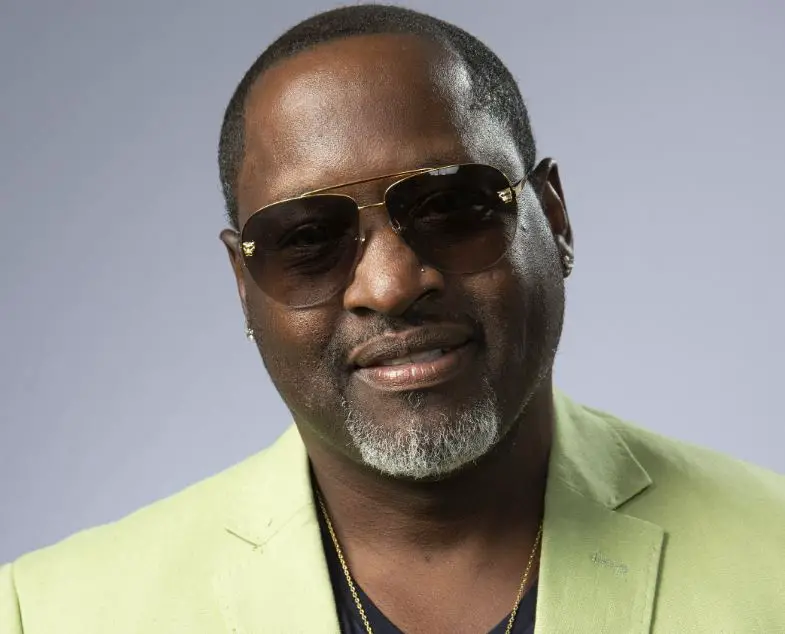 Johnny Gill height