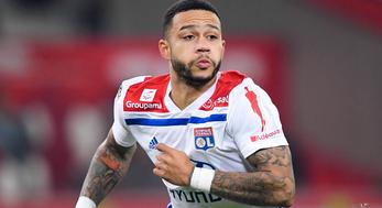 Is Dutch Forward Memphis Depay Married? If yes, who is his wife? son,  salary, net worth, Parents