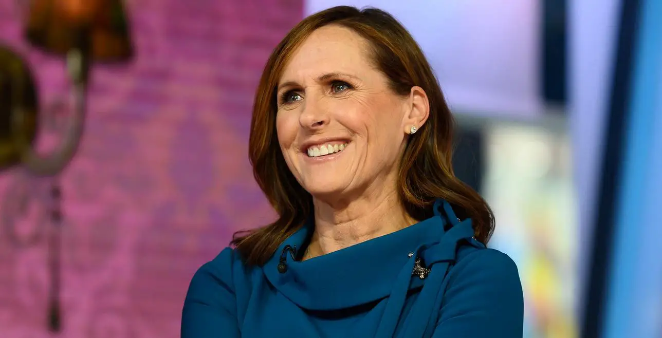Molly Shannon height