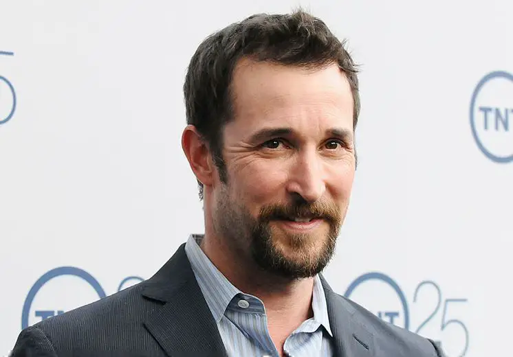 Noah Wyle weight