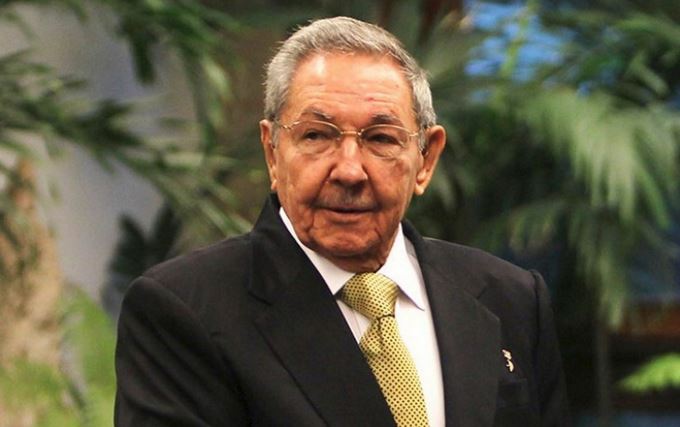 Raul Castro height