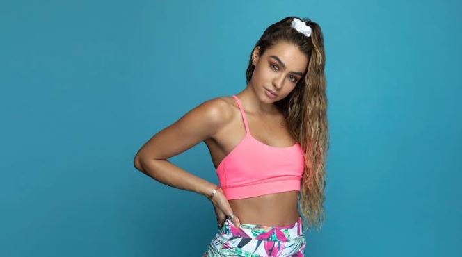 Sommer Ray weight