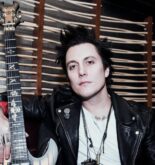 Synyster Gates height