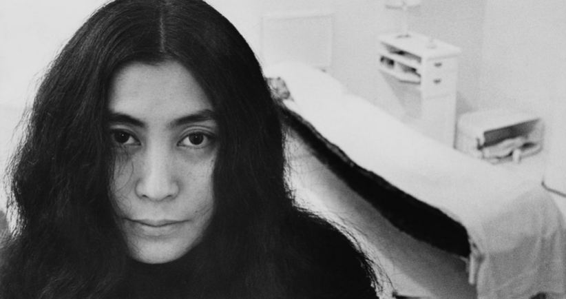 Yoko Ono height